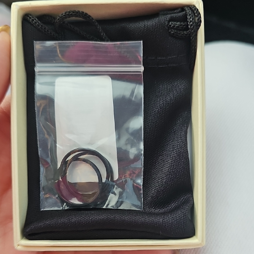 Elegant Black Ring Set